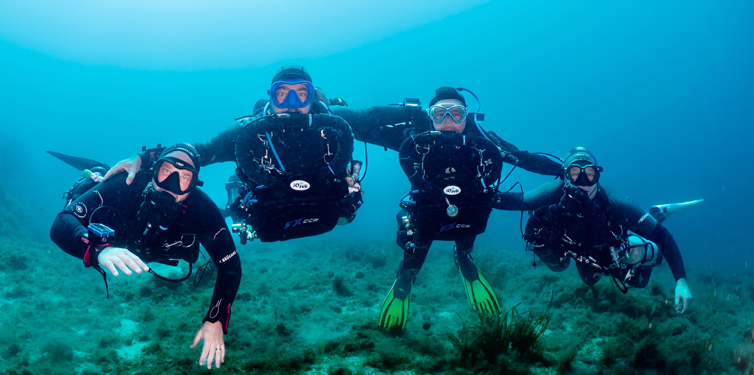 CCR discovery dive — service preview image
